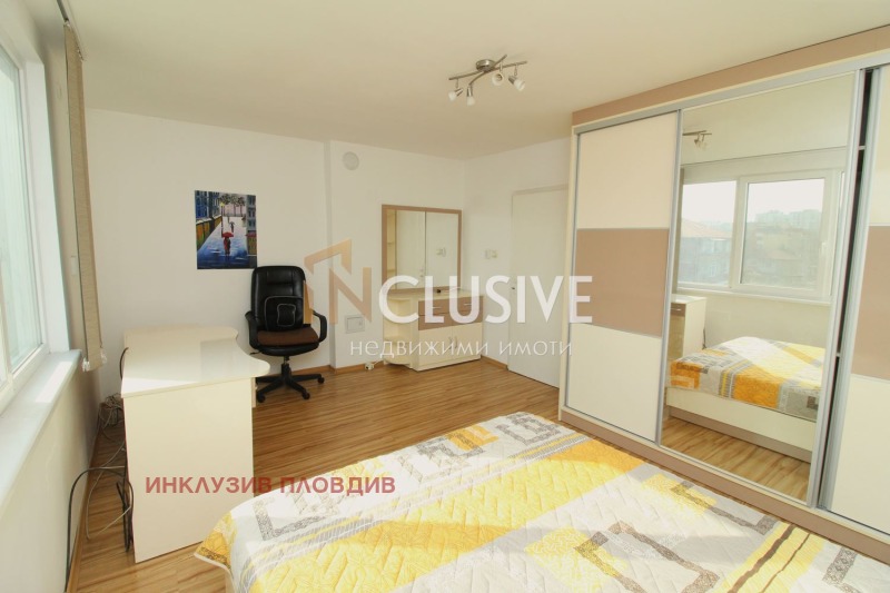 Продава ЕТАЖ ОТ КЪЩА, град Пазарджик, Център • 119900 € / 234504.02 лв. • 46958281 1 — Holmes.bg Продава ЕТАЖ ОТ КЪЩА, град Пазарджик, Център • 119900 € / 234504.02 лв. • 46958281 1