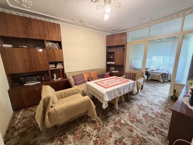 Продава 3-СТАЕН, град Варна, Младост 1 • 125000 € / 244478.75 лв. • 58637696 1 — Holmes.bg Продава 3-СТАЕН, град Варна, Младост 1 • 125000 € / 244478.75 лв. • 58637696 1