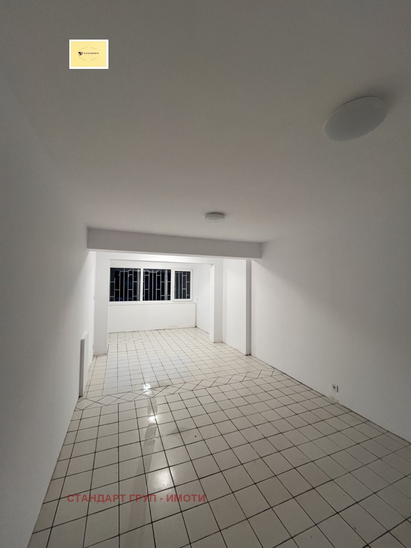 Продава ОФИС, град София, Обеля 1 • 190000 € / 371607.70 лв. • 43811959 1 — Holmes.bg Продава ОФИС, град София, Обеля 1 • 190000 € / 371607.70 лв. • 43811959 1