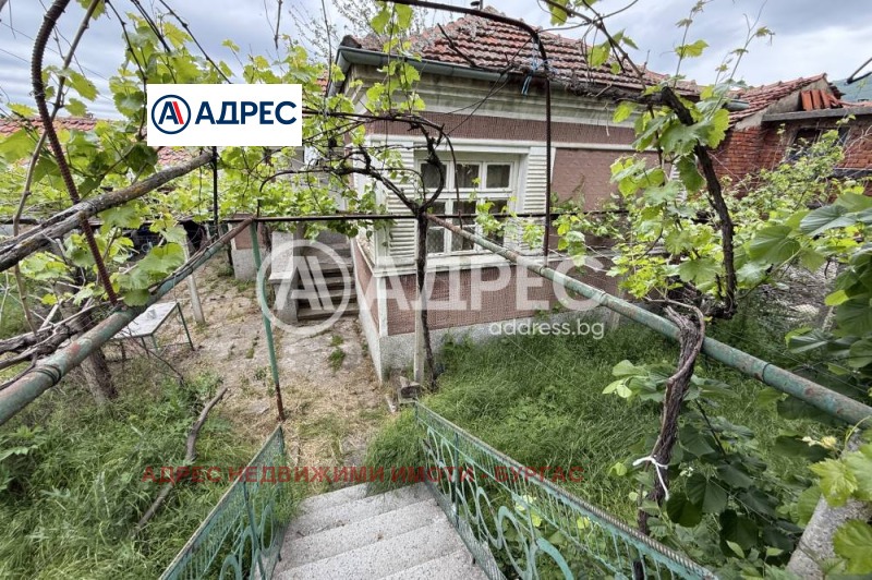 Продава КЪЩА, област Бургас, с. Съединение • 40500 € / 79211.12 лв. • 19685100 1 — Holmes.bg Продава КЪЩА, област Бургас, с. Съединение • 40500 € / 79211.12 лв. • 19685100 1