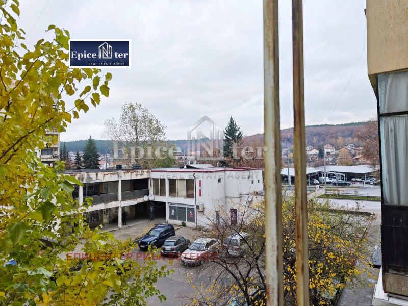 Продава 3-СТАЕН, град Перник, Изток • 68000 € / 132996.44 лв. • 23041789 1 — Holmes.bg Продава 3-СТАЕН, град Перник, Изток • 68000 € / 132996.44 лв. • 23041789 1