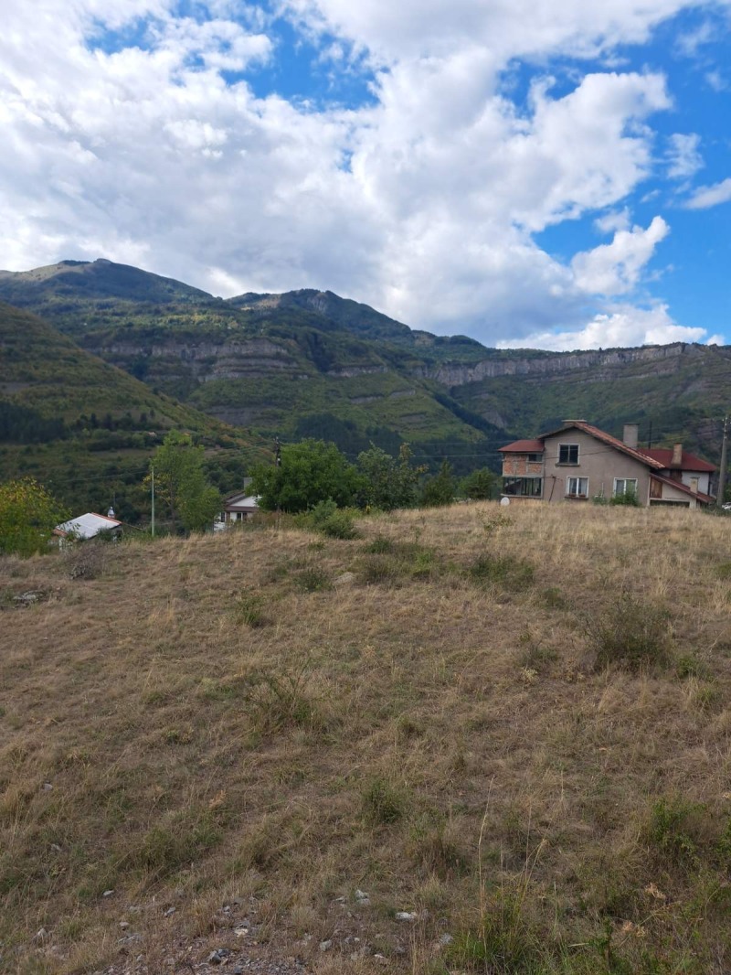 Продава ПАРЦЕЛ, област София, Гара Бов • 31000 лв. / 15850.05 € • 36099803 1 — Holmes.bg Продава ПАРЦЕЛ, област София, Гара Бов • 31000 лв. / 15850.05 € • 36099803 1