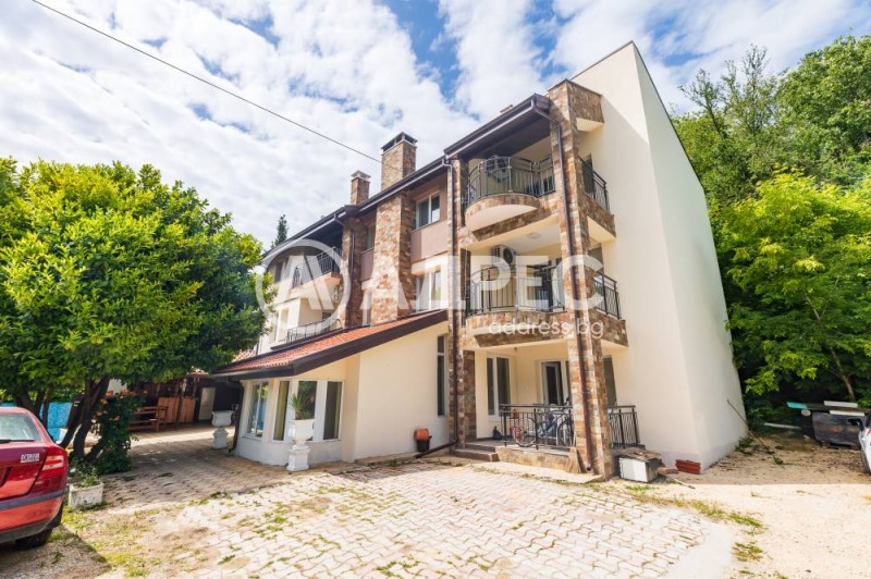 Продава ХОТЕЛ, област Добрич, гр. Каварна • 228000 € • 32649373 1 — Holmes.bg Продава ХОТЕЛ, област Добрич, гр. Каварна • 228000 € • 32649373 1