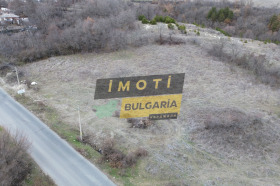 ПАРЦЕЛ, 647 m2 - Holmes.bg ПАРЦЕЛ, 647 m2