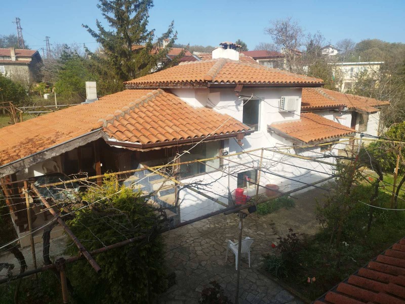 Продава КЪЩА, град Варна, м-т Манастирски рид • 125000 € / 244478.75 лв. • 23724822 1 — Holmes.bg Продава КЪЩА, град Варна, м-т Манастирски рид • 125000 € / 244478.75 лв. • 23724822 1