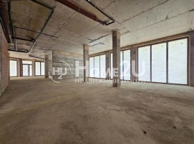 Обява Продава МАГАЗИН,град Варна, Кайсиева градина