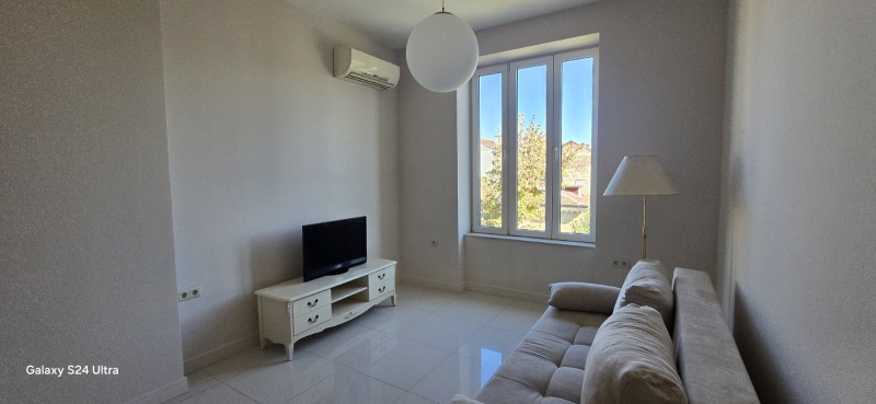 Продава 2-СТАЕН, град София, Център • 350000 € • 63193381 1 — Holmes.bg Продава 2-СТАЕН, град София, Център • 350000 € • 63193381 1