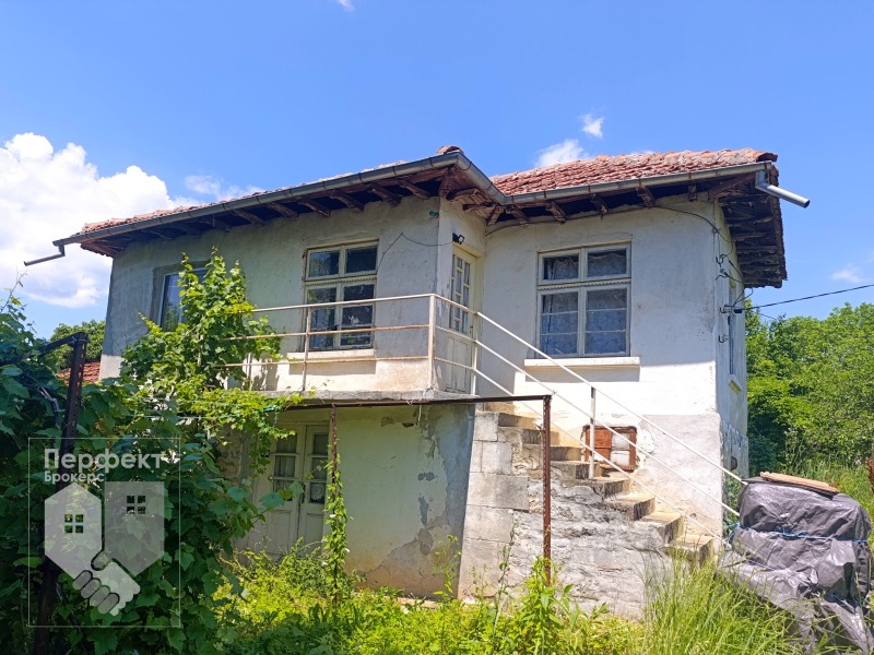 Продава КЪЩА, област Габрово, с. Младен • 37000 € / 72365.71 лв. • 70478998 1 — Holmes.bg Продава КЪЩА, област Габрово, с. Младен • 37000 € / 72365.71 лв. • 70478998 1