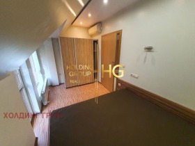 АТЕЛИЕ, ТАВАН, 130 m2 - Holmes.bg АТЕЛИЕ, ТАВАН, 130 m2