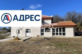 Продава Къща, с. Изгрев