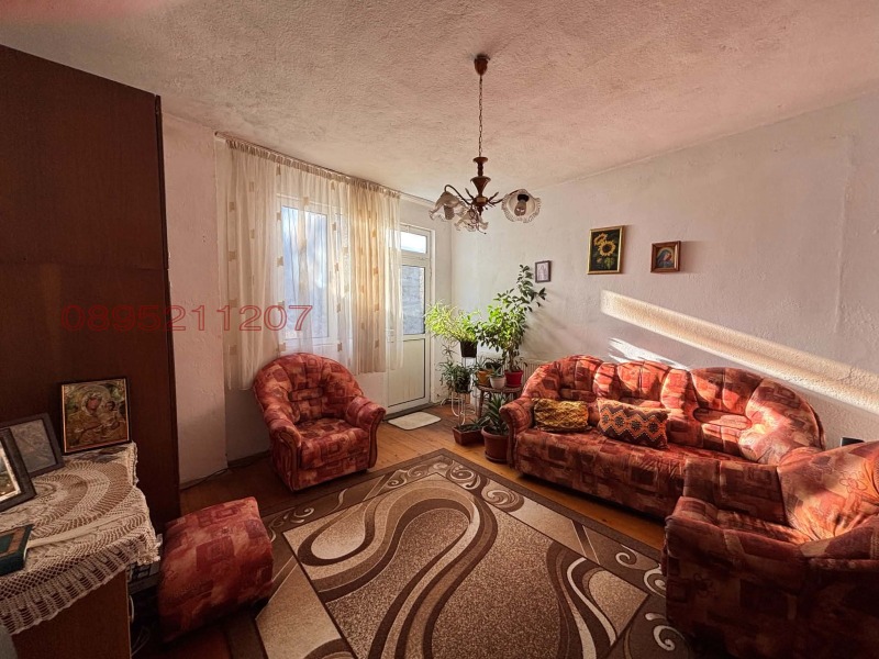 Продава КЪЩА, област Благоевград, гр. Банско • 350000 € • 98979356 1 — Holmes.bg Продава КЪЩА, област Благоевград, гр. Банско • 350000 € • 98979356 1