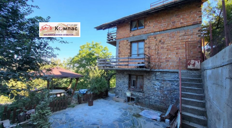 Продава  Къща, област Пловдив, с. Храбрино •  129 500 EUR • ID 12554872 — holmes.bg - [1] 