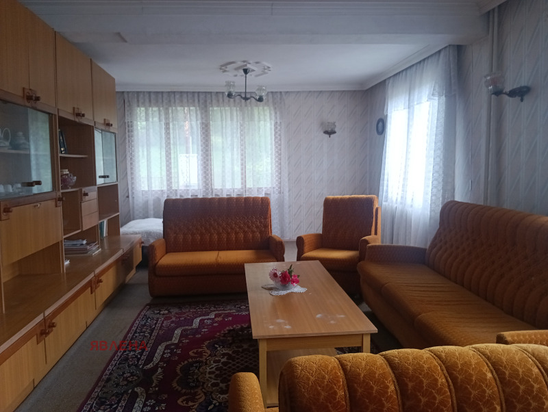 Продава КЪЩА, град София, гр. Банкя • 420000 € / 821448.60 лв. • 14973356 1 — Holmes.bg Продава КЪЩА, град София, гр. Банкя • 420000 € / 821448.60 лв. • 14973356 1
