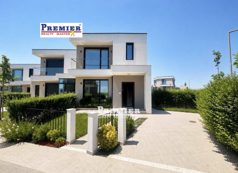 Продава КЪЩА, град Бургас, Сарафово • 225000 € / 440061.75 лв. • 34072668 1 — Holmes.bg Продава КЪЩА, град Бургас, Сарафово • 225000 € / 440061.75 лв. • 34072668 1