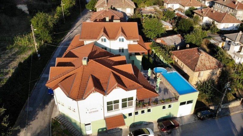 Продава ХОТЕЛ, област Габрово, гр. Трявна • по договаряне • 32899260 1 — Holmes.bg Продава ХОТЕЛ, област Габрово, гр. Трявна • по договаряне • 32899260 1