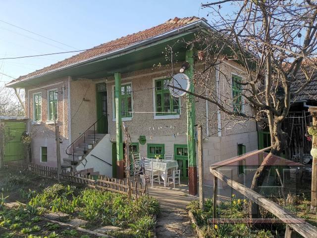 Продава  Къща, област Велико Търново, с. Виноград • 18 000 EUR • ID 41673717 — holmes.bg - [1] 