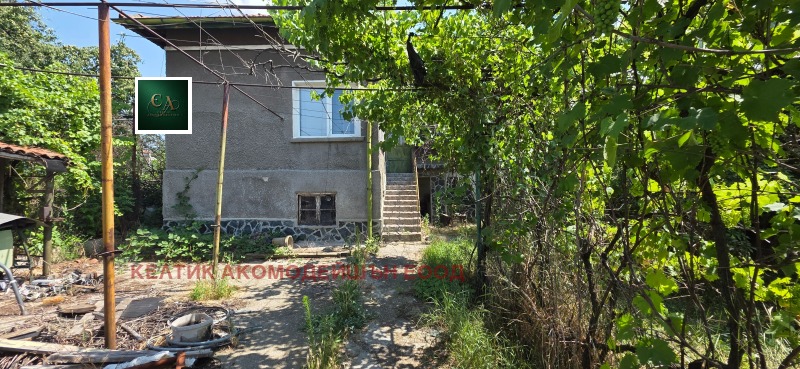 Продава КЪЩА, област Кюстендил, с. Яхиново • 84000 € / 164289.72 лв. • 31640723 1 — Holmes.bg Продава КЪЩА, област Кюстендил, с. Яхиново • 84000 € / 164289.72 лв. • 31640723 1