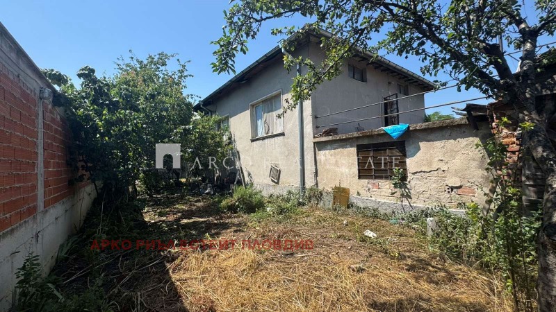 Продава КЪЩА, град Пловдив, Прослав • 300000 € / 586749.00 лв. • 46633887 1 — Holmes.bg Продава КЪЩА, град Пловдив, Прослав • 300000 € / 586749.00 лв. • 46633887 1