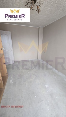 Обява Продава 3-СТАЕН,град Варна, Колхозен пазар