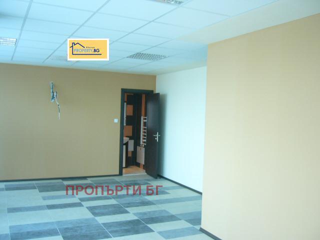 Продава  Офис, град Плевен, Идеален център •  154 000 EUR • ID 84649959 — holmes.bg - [1] 