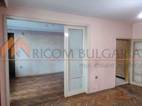 Продажба на четеристайни апартаменти в град Варна - изображение 16 