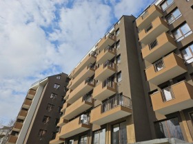 Продажба на имоти в Възраждане 4, град Варна - изображение 1 