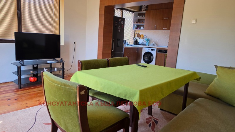 Продава ЕТАЖ ОТ КЪЩА, град Ловеч, Широк център • 110000 € • 80200771 1 — Holmes.bg Продава ЕТАЖ ОТ КЪЩА, град Ловеч, Широк център • 110000 € • 80200771 1
