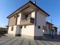 Продава КЪЩА, област София, гр. Божурище • 377000 € • 48385274 8 — Holmes.bg Продава КЪЩА, област София, гр. Божурище • 377000 € • 48385274 8