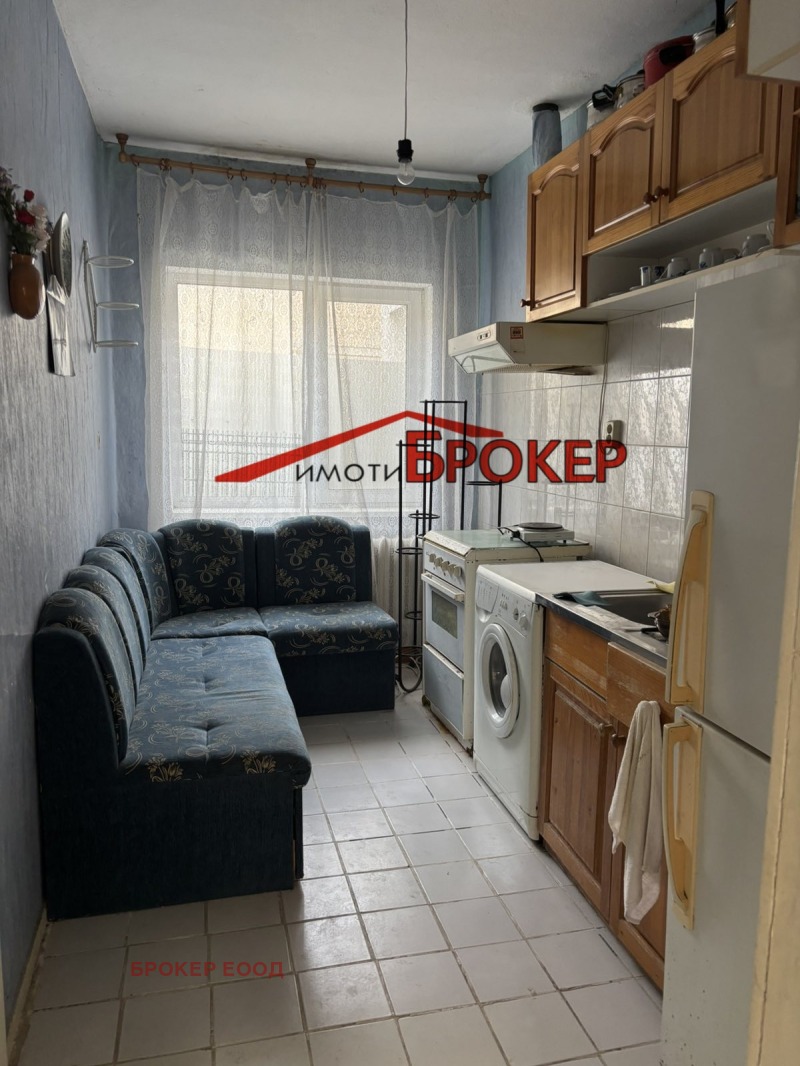 Продава КЪЩА, град Сливен, Ново село • 120000 € • 46646050 1 — Holmes.bg Продава КЪЩА, град Сливен, Ново село • 120000 € • 46646050 1