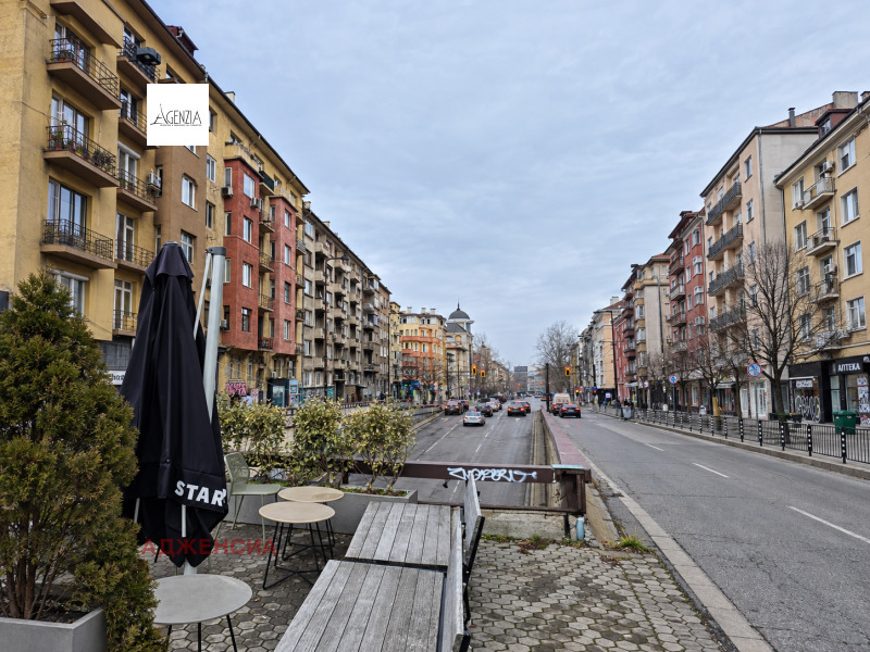 Продава 3-СТАЕН, град София, Център • 292000 € • 90125640 1 — Holmes.bg Продава 3-СТАЕН, град София, Център • 292000 € • 90125640 1