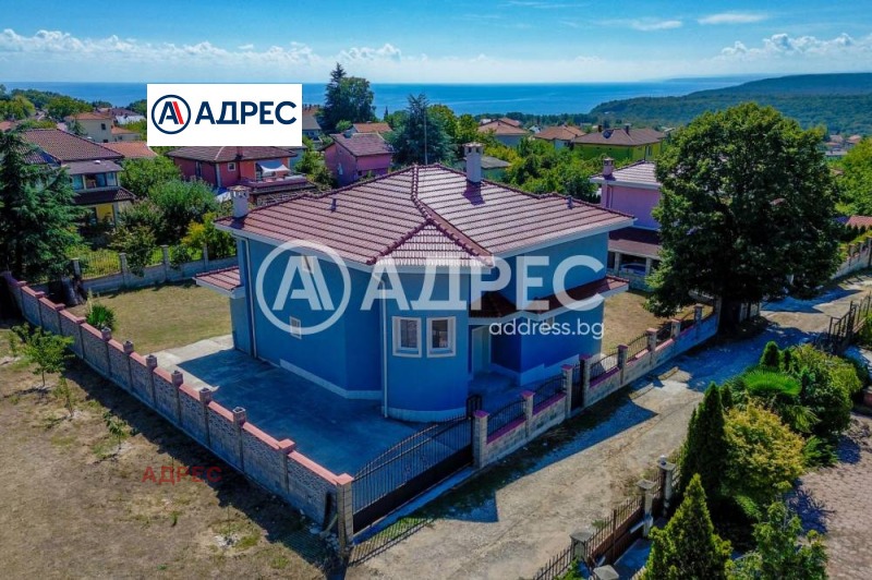 Продава КЪЩА, град Варна, м-т Ракитника • 534000 € • 77994297 1 — Holmes.bg Продава КЪЩА, град Варна, м-т Ракитника • 534000 € • 77994297 1