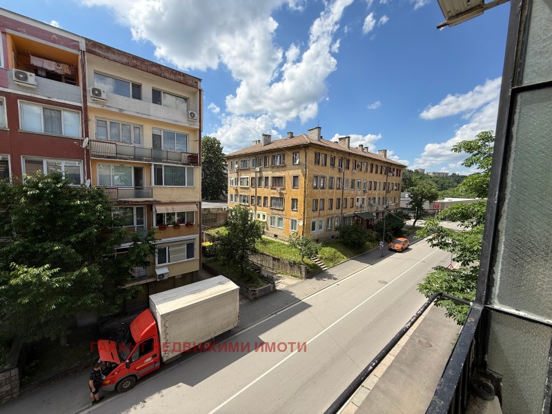 Продава 3-СТАЕН, град Габрово, Център • 62000 € • 34703667 1 — Holmes.bg Продава 3-СТАЕН, град Габрово, Център • 62000 € • 34703667 1