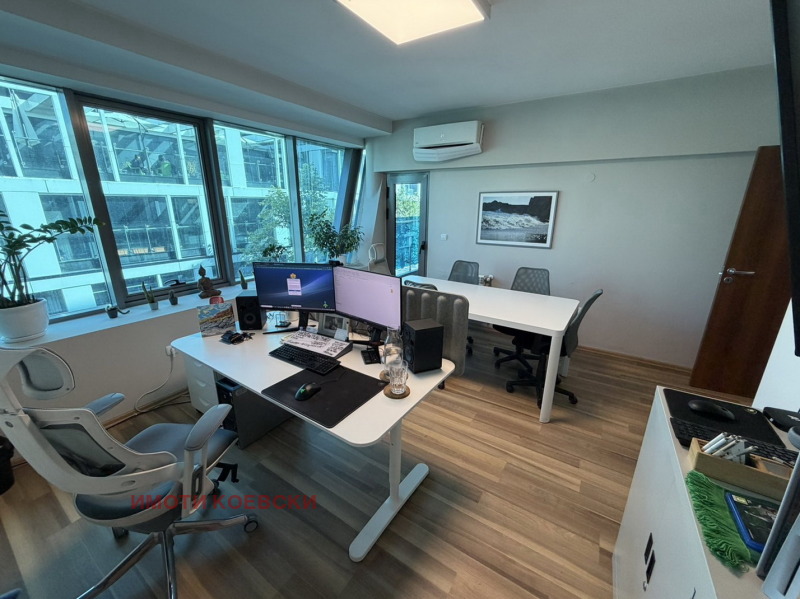 Продава МНОГОСТАЕН, град София, Хиподрума • 454000 € / 887946.82 лв. • 45171108 1 — Holmes.bg Продава МНОГОСТАЕН, град София, Хиподрума • 454000 € / 887946.82 лв. • 45171108 1