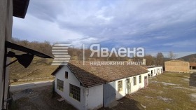 Снимка Продава ПРОМ. ПОМЕЩЕНИЕ