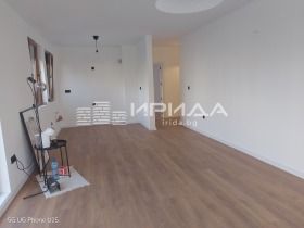 Снимка Продава АТЕЛИЕ, ТАВАН
