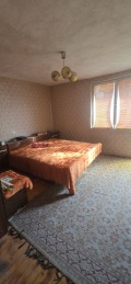 Продава КЪЩА, област Перник, с. Долни Раковец • 135000 € • 84386293 5 — Holmes.bg Продава КЪЩА, област Перник, с. Долни Раковец • 135000 € • 84386293 5