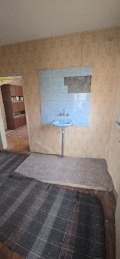 Продава КЪЩА, област Перник, с. Долни Раковец • 135000 € • 84386293 9 — Holmes.bg Продава КЪЩА, област Перник, с. Долни Раковец • 135000 € • 84386293 9