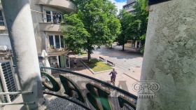 Обява Продава ОФИС,град Русе, Център