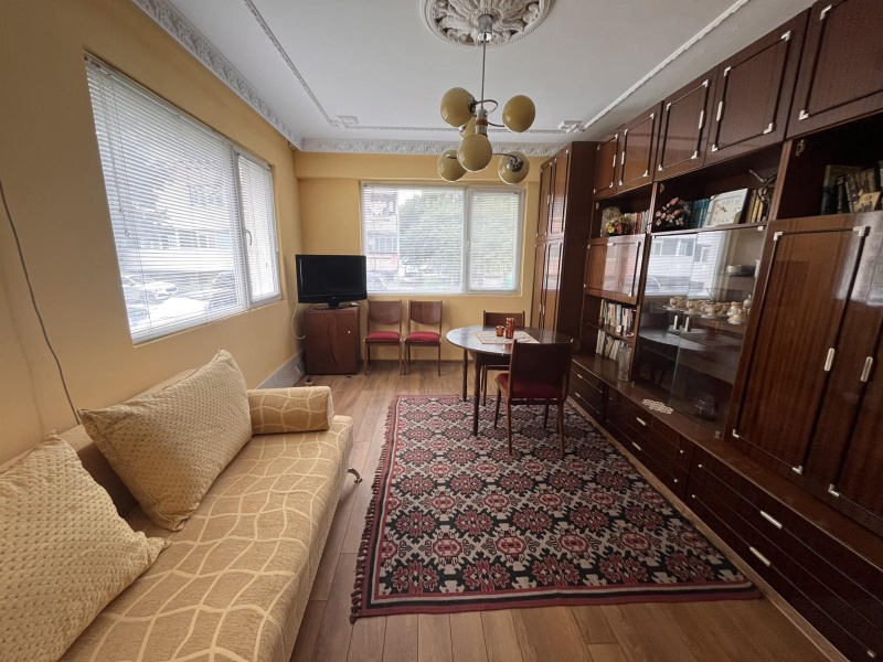 Продава 2-СТАЕН, град Шумен, Добруджански • 93000 € • 72988984 1 — Holmes.bg Продава 2-СТАЕН, град Шумен, Добруджански • 93000 € • 72988984 1