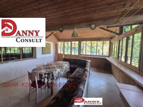 Обява Продава ВИЛА,град Велико Търново, м-т Козлуджа