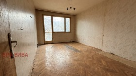 Обява Продава 3-СТАЕН,град Варна, Левски 1