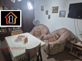 Обява Продава 3-СТАЕН,град Враца, Вежен