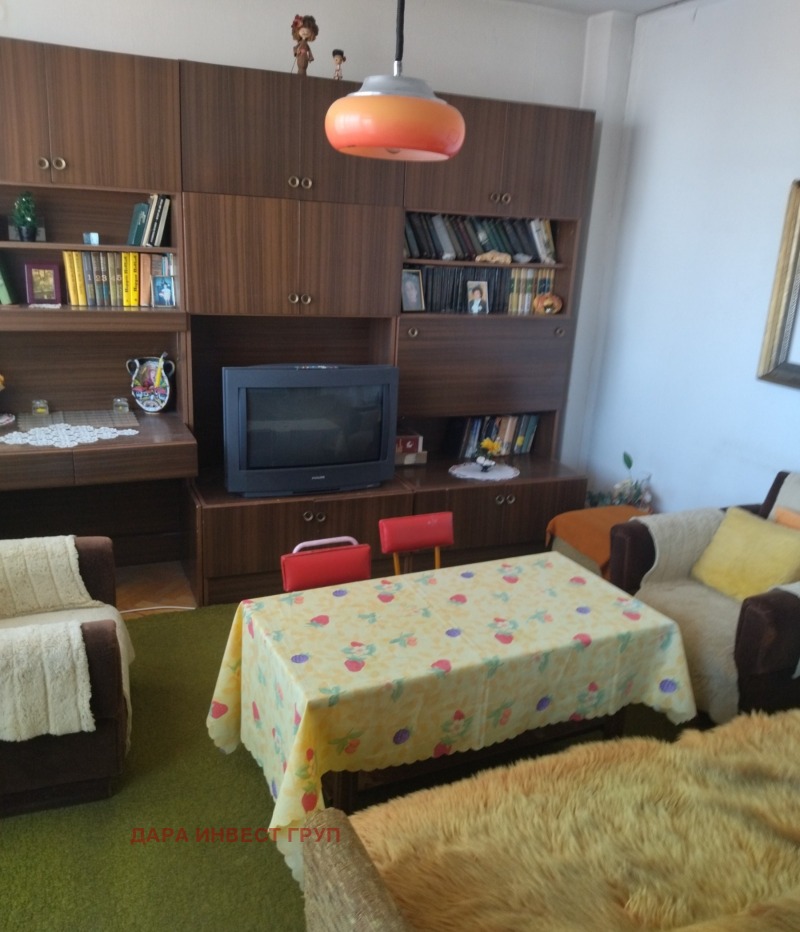 Продава 1-СТАЕН, град Шумен, Добруджански • 92000 € • 94828034 1 — Holmes.bg Продава 1-СТАЕН, град Шумен, Добруджански • 92000 € • 94828034 1