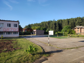 Обява Продава ПРОМ. ПОМЕЩЕНИЕ,град Перник, Могиличе