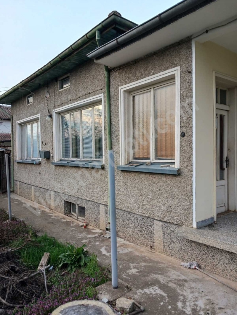 Продава КЪЩА, област Велико Търново, гр. Павликени • 58000 € / 113438.14 лв. • 23547198 1 — Holmes.bg Продава КЪЩА, област Велико Търново, гр. Павликени • 58000 € / 113438.14 лв. • 23547198 1