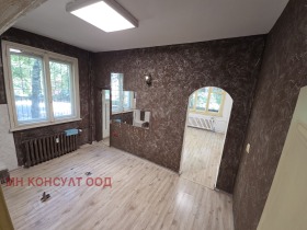ОФИС, 61 m2 - Holmes.bg ОФИС, 61 m2