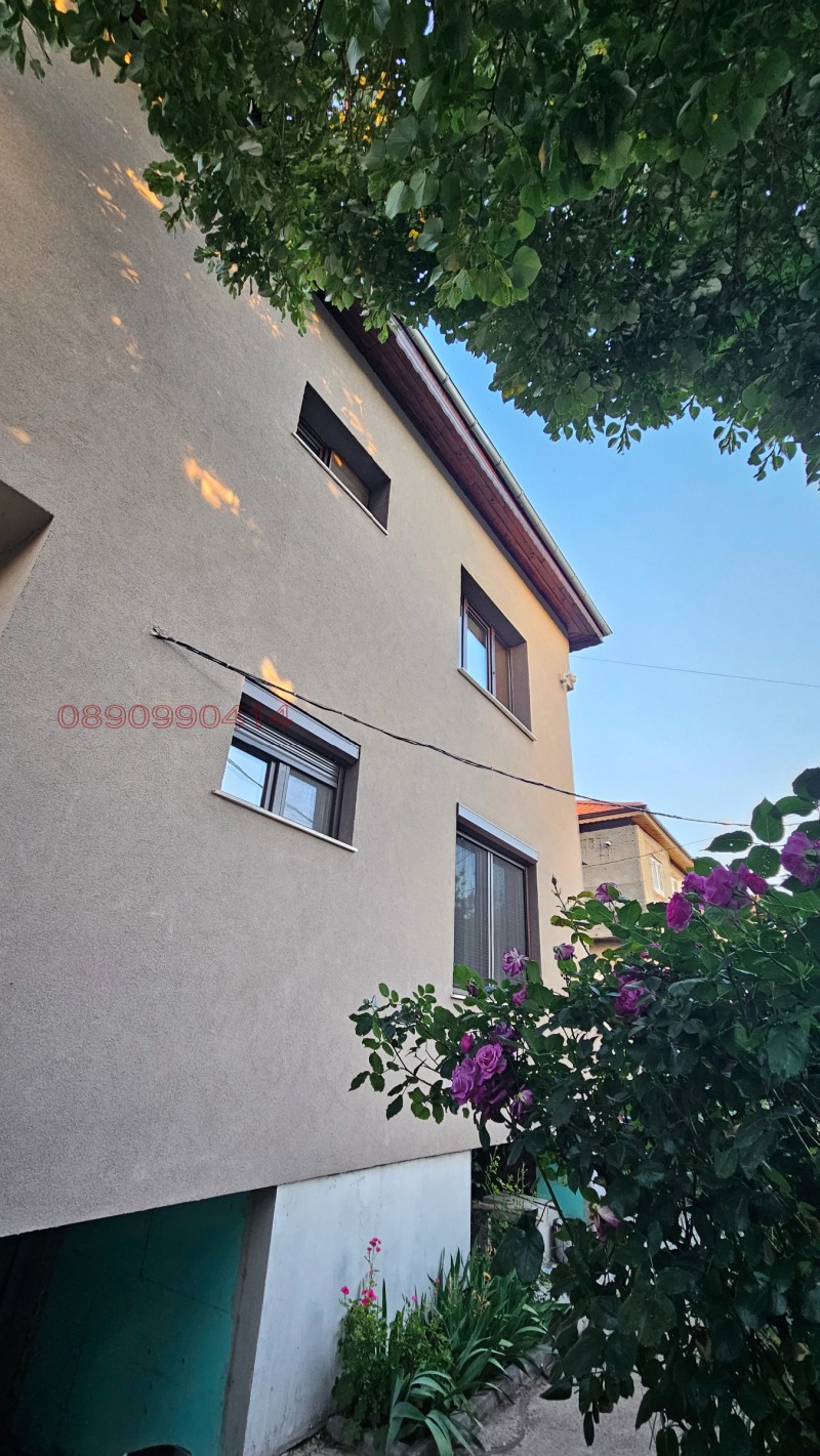 Продава КЪЩА, град Пазарджик, Център • 277000 € / 541764.91 лв. • 54215721 1 — Holmes.bg Продава КЪЩА, град Пазарджик, Център • 277000 € / 541764.91 лв. • 54215721 1