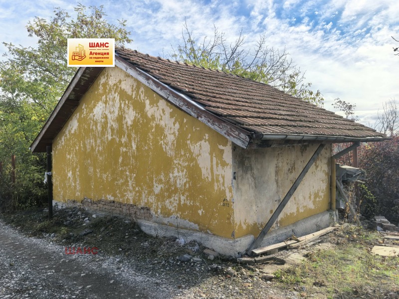 Продава ВИЛА, град Плевен, м-т Плочата • 29500 € • 62931911 1 — Holmes.bg Продава ВИЛА, град Плевен, м-т Плочата • 29500 € • 62931911 1