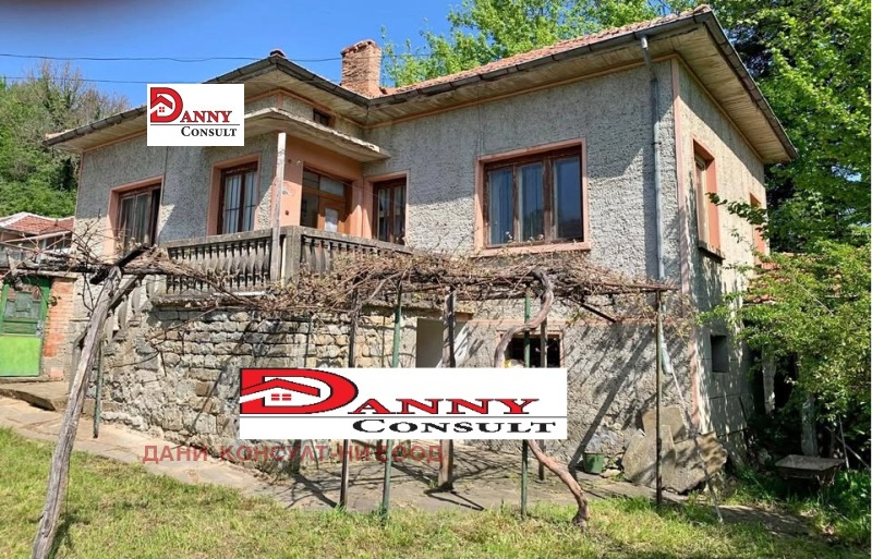 Продава КЪЩА, област Габрово, с. Кръвеник • 28000 € / 54763.24 лв. • 10533564 1 — Holmes.bg Продава КЪЩА, област Габрово, с. Кръвеник • 28000 € / 54763.24 лв. • 10533564 1