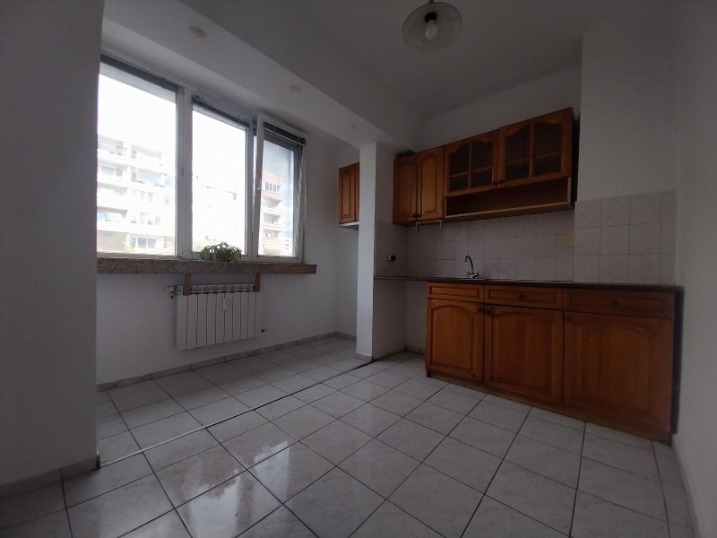 Продава 2-СТАЕН, град София, Дружба 1 • 163999 € / 320754.16 лв. • 40439246 1 — Holmes.bg Продава 2-СТАЕН, град София, Дружба 1 • 163999 € / 320754.16 лв. • 40439246 1